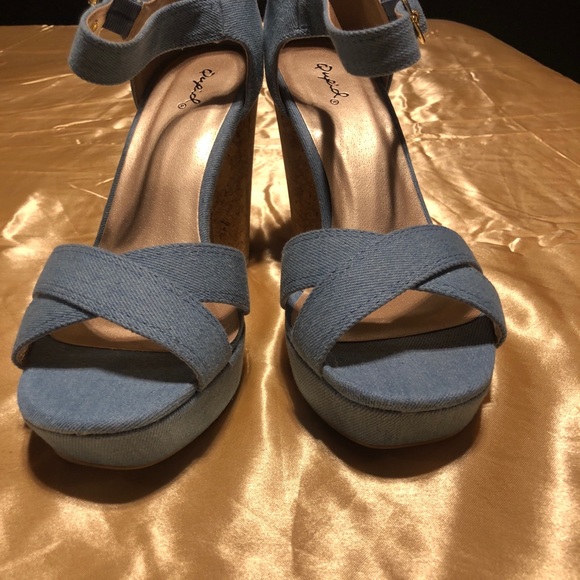Brand new denim block heels size 10 - Picture 3 of 7